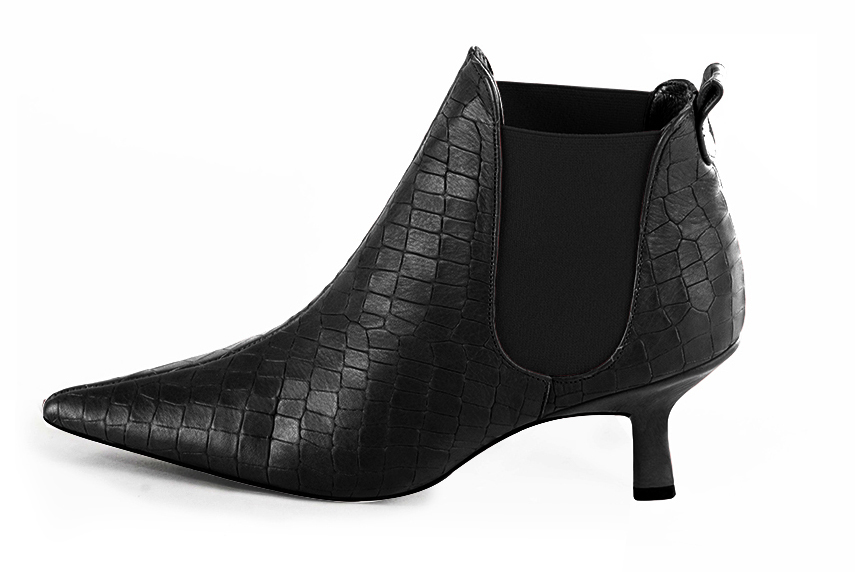 Satin black women's ankle boots, with elastics. Pointed toe. Medium spool heels. Profile view - Florence KOOIJMAN